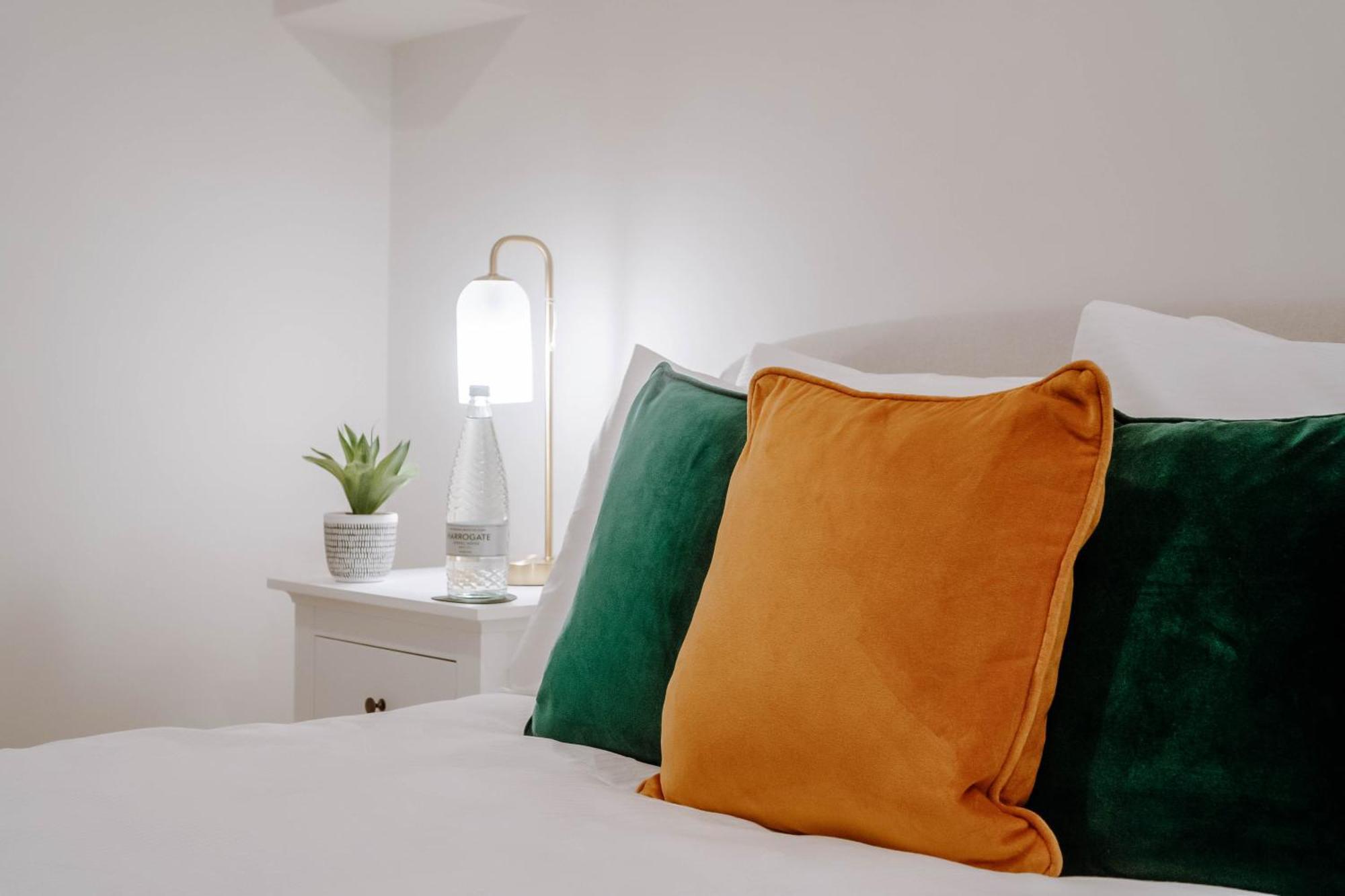 Mayfield Three - Central Harrogate Apartment Buitenkant foto